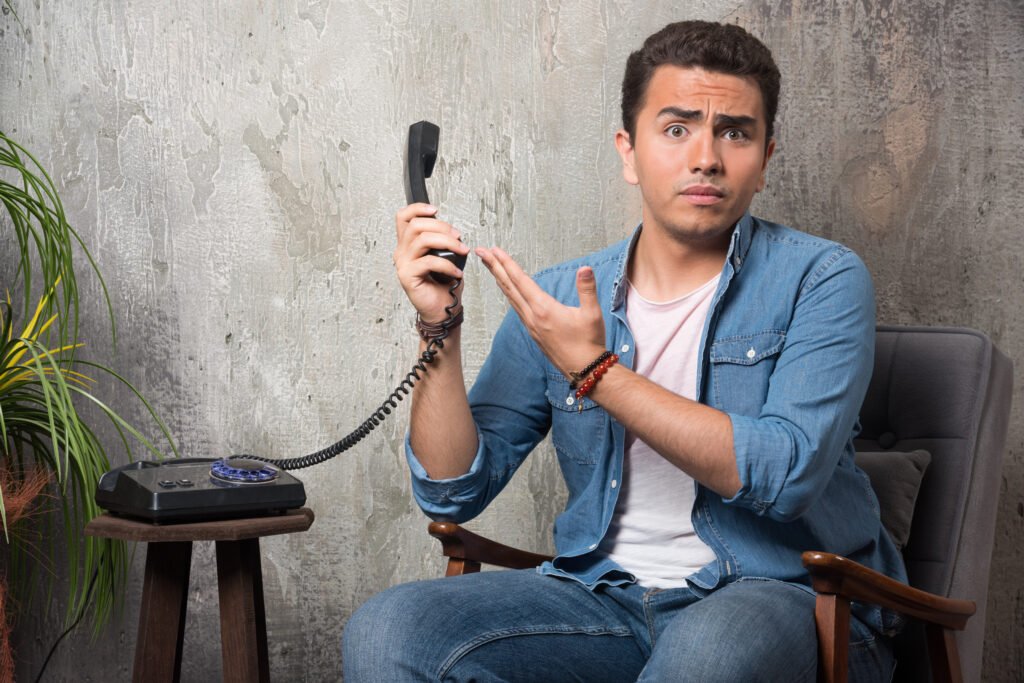 men got vexed for his wife not taking his call